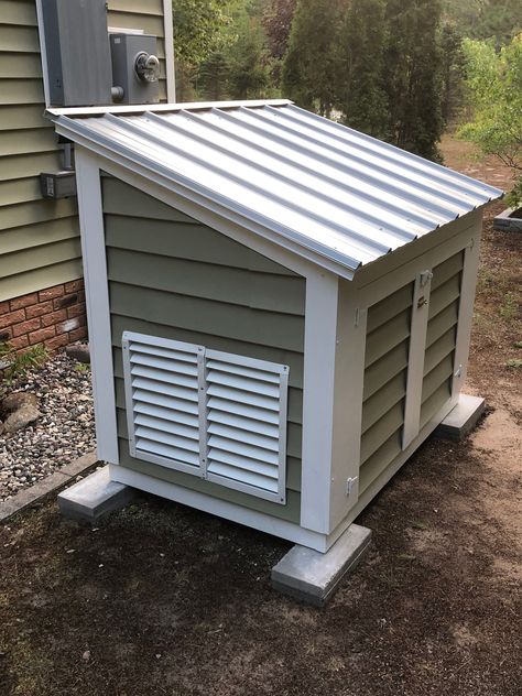 Well Pump House Shed Ideas, Water Pump Cover Ideas Outdoor, Generator Storage Ideas, Water Well House Cover Ideas, Generator House Ideas, Pump House Ideas Buildings, Pool Pump House Ideas, Well Pump House Ideas, Well Pump Cover Ideas Diy