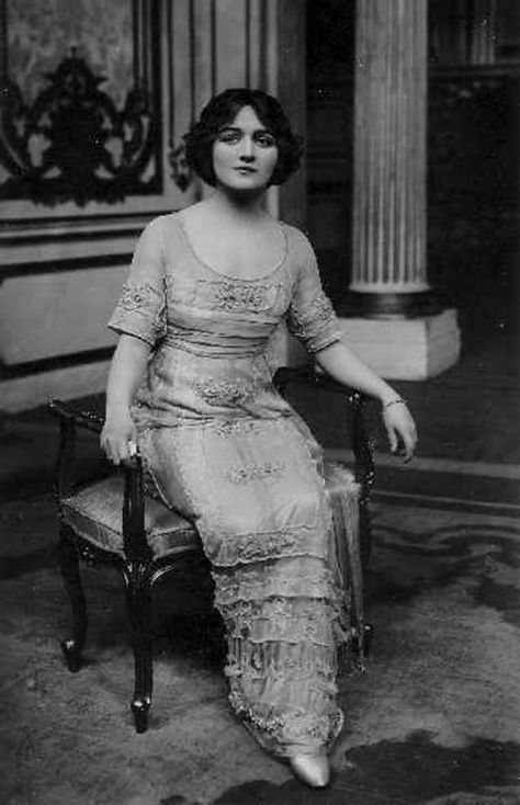 Lady Duff Gordon, Real Titanic, Titanic Photos, Titanic Artifacts, Titanic Facts, Titanic History, Titanic Ship, 1910s Fashion, Rms Titanic