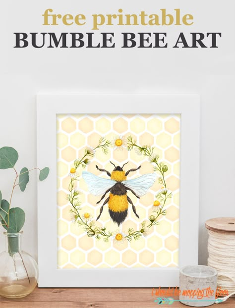 Free Bumble Bee Printable: Three Sizes, Two Formats, and Two Background Options Bumble Bee Free Printables, Bee Patterns Printable Free, Bee Bookmark Free Printable, Free Printable Bees, Bee Printables Free, Bird Printables, Spring Printables Free, Bee Things, Bumble Bee Art