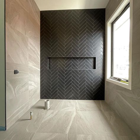 Triple T Professional Tiling on Instagram: “🔥🔥🔥FF bathroom & master en-suite done and dusted for @c_kon_pty_ltd using 600 x 600mm porcelain tiles & 300 x 75 herringbone feature wall .…” Black Wall Tiles Bathroom, Bathroom With Feature Tiles, En Suite Inspiration, Master Bath Feature Wall, En Suite Tiles, Black Herringbone Shower Tile, Black Accent Shower Wall, Black Feature Wall Bathroom, Black Ensuite Bathroom