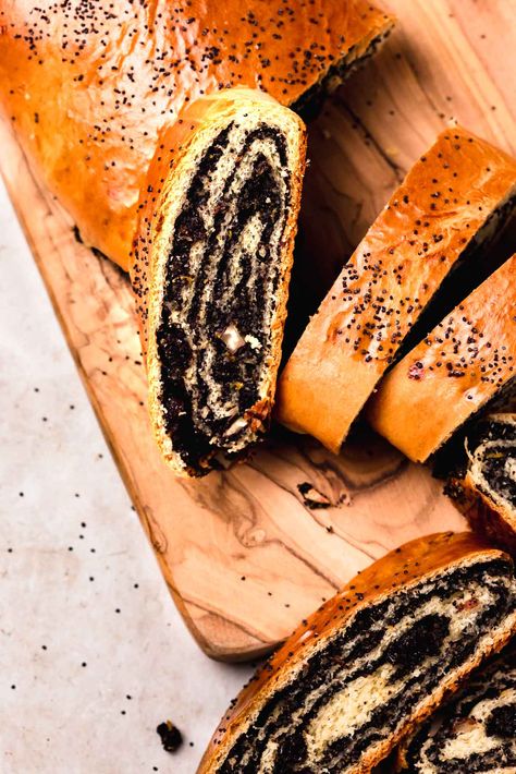 Poppyseed Roll Recipe, Poppyseed Roll, Poppy Seed Recipes, Poppy Seed Roll, Cookies Easy Recipe, Blueberry Cinnamon Rolls, Sweet Dough, Cookies Easy, Ukrainian Recipes