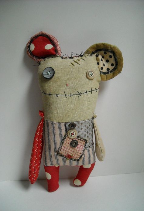 Elspeth Monster Mouse | Junker Jane Monster Art Dolls a.k.a Catherine Zacchino | Flickr Zombie Dolls, Sock Dolls, Ugly Dolls, Monster Dolls, Toy Art, Fabric Toys, Voodoo Dolls, Creepy Dolls, Cute Monsters