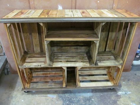 Outside Bar using pre-made crates. Maybe cover outside front with corrugated metal sheets or bamboo Wooden Crate Ideas, Wooden Crate Furniture, Wood Crate Furniture, Old Wooden Crates, Diy Wooden Crate, Old Crates, Crate Ideas, Diy Tv Stand, Crate Furniture