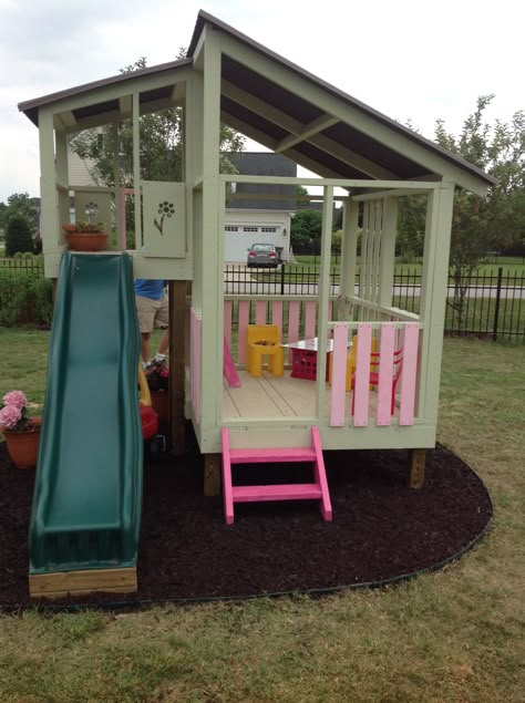 This would be a cool idea Garage Playground, Backyard Playset, Diy Playhouse, Backyard Playhouse, Build A Playhouse, Kids Outdoor Play, Outdoor Play Area, Playhouse Outdoor, Play Yard