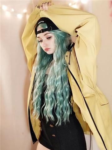 COLORED HAIR BLOG 🍭 my hair dye recommendation: [x] Christmas Hair Dye, Mint Green Hair, Cheap Hair Extensions, Reddish Purple, Ash Hair Color, Green Wig, Short Human Hair Wigs, Curly Hair Extensions, Hair Trim