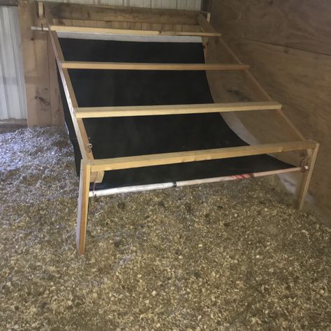 Barn Stall Chicken Coop, Chicken Coop Dropping Board, Chicken Coop Roost Ideas, Roosting Bars For Chickens Small Coop, Chicken Coop Run Roof Ideas, Barnwood Chicken Coop, Chicken Coop Pallets, Chicken Roost, Urban Chicken Farming