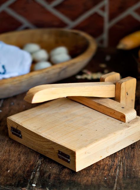 tortilla press. easy to make my own - I need someone to make me one to flatten bottlecaps!!! Tortilla Maker, Tortilla Press, Cozy At Home, Wood Shop Projects, Healthy Cat Treats, Farmhouse Home Decor, Woodworking Carpentry, Wood Tools, Wooden Projects