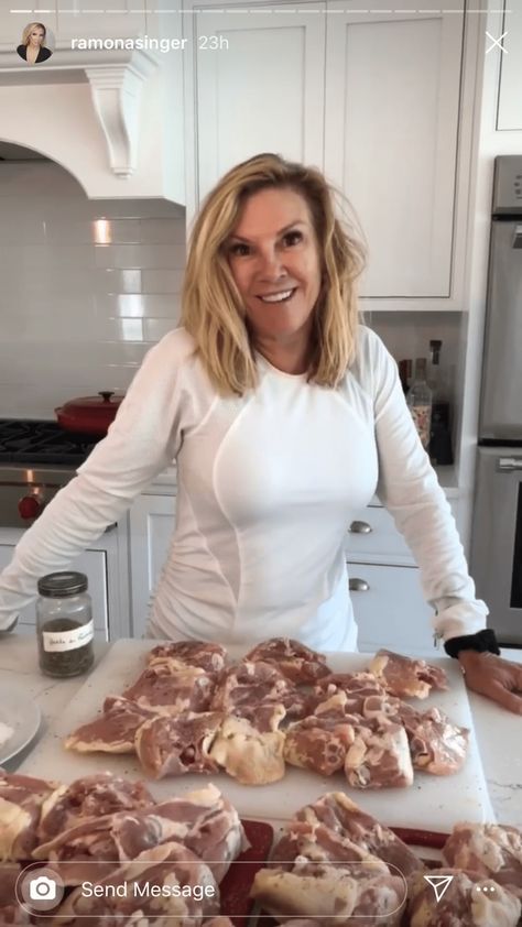 Ramona Singer making a chicken recipe on her instagram Chicken Herb de Provence. This is a super easy dinner recipe! Herb De Provence, Ramona Singer, Bone In Chicken Thighs, Super Easy Dinner, Summer Meal Planning, Easy Chicken Dinner Recipes, Herbs De Provence, A Chicken, Easy Chicken Recipes