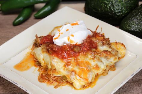 I loved my old King Ranch Chicken recipe and have been trying to convert it to keto ever since I’ve been on this way of eating. I knew when I came up with a good tortilla recipe the rest would fall into place. Now that I have that tortilla recipe, I am happy to say … Keto King Ranch Chicken, Shredded Chicken Casserole, King Ranch Chicken Casserole, King Ranch Chicken, Casserole Keto, Ranch Chicken Recipes, Ranch Chicken Casserole, King Food, Starting Keto Diet