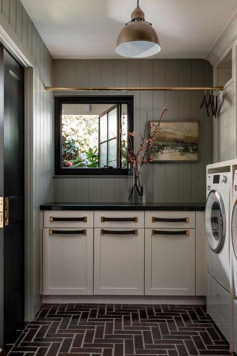 Unique Kitchen Design, Mudroom Laundry Room, Laundry Room Remodel, Laundry Room Inspiration, Modern Farmhouse Design, Cabinetry Design, Laundry Mud Room, Laundry Room Makeover, Laundry Room Organization