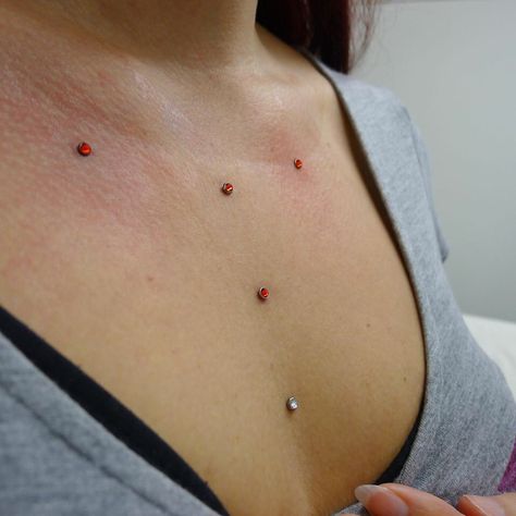 Clavicle and sternum micro dermal piercings Sternum Piercing Dermal, Manifestation Bored, Sternum Piercing, Dermal Piercings, Dermal Piercing, Glasgow Scotland, Body Mods, Glasgow, Belly Button Rings