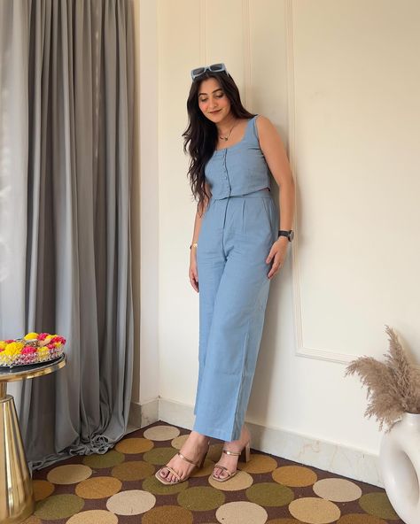 @that.review.addict looks absolutely stunning in our DENIM BLUE COORD SET.Shop this chic look now🛍️ Available in all sizes from XS to 5XL! Dm us for any query! [Sajilo, Coord sets, Chic coord sets, Shop Now, Coords, Two piece set, Womens wear, Boss Lady] #sajilo_official #coord #fashion #ootd #coordset #fashionblogger #style #instafashion #fashionstyle #stylishcoordset #coordofficewear #summer #coords #twopeiceset #linencoordset #womensclothing #womenswear #sale #newcollection #clothing #f... Cord Set Ideas For Women, Linen Coord Set, Coord Set Women, Cord Sets Outfit Women, Coord Sets For Women, Birthday Outfits For Women, Coords Set, Coord Sets, Sets Outfit