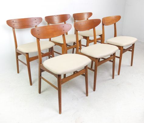 Listed on VNTG.com: Danish set of 6 Mid-Century Teak Dining Chairs by Farstrup Møbler, 1960s | #vntg #vintage 70s Dining Chairs, 1970s Table Chairs, Scandinavian Dining Chairs Walnut, Danish Dining Chairs, Danish Teak Dining Chairs, 1970’s Kitchen Table And Chairs, Teak Dining Chairs, Teak Chairs, 4 Dining Chairs