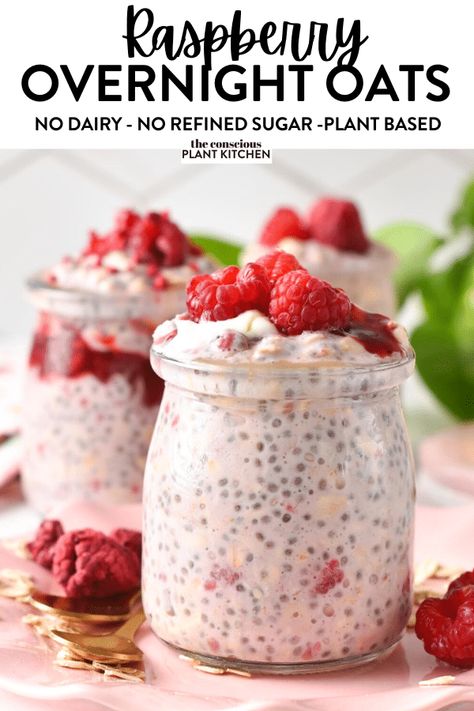 Oatmeal Breakfast Jars, Oatmeal Jars, Chia Seed Oatmeal, Raspberry Overnight Oats, Oatmeal In A Jar, Best Overnight Oats Recipe, Refreshing Breakfast, Breakfast In A Jar, Chia Overnight Oats