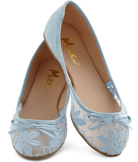 Shoe Wardrobe, Girls Flats, Floral Flats, Cute Flats, Blue Flats, Pretty Shoes, Shoe Obsession, High Heel Boots, Blue Shoes