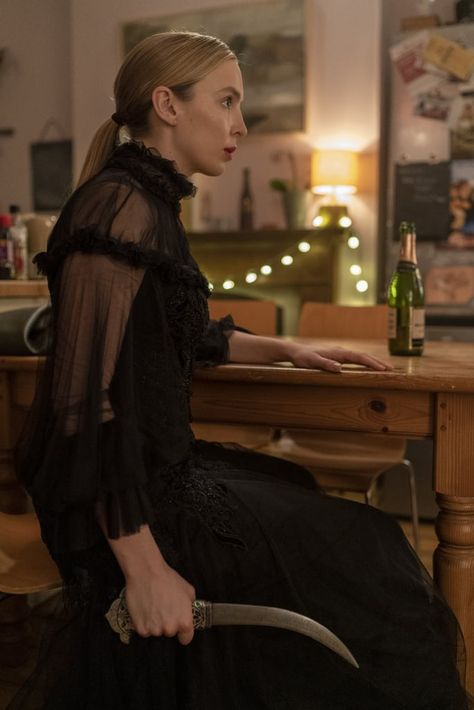 Killing Eve Fashion, Killing Eve Outfits, Villanelle Outfits, Villanelle Style, Killing Eve Villanelle, Jodie Comer Killing Eve, Eve Fashion, Eve Villanelle, Black Halloween Dress