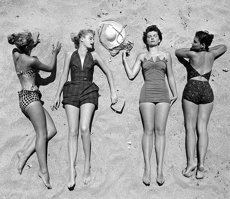 1940s And 1950s Fashion Photography By Nina Leen