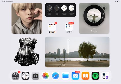 ipad homescreen txt kpop grey Txt Ipad Layout, Kpop Ipad Layout, Txt Ipad Wallpaper, White Homescreen, Ipad Layout, Ipad Homescreen, Txt Kpop, Ipad Ios, Phone Inspo