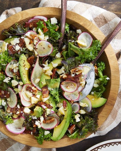 Pecan, Kale, and Parmesan Salad Salad Dinner Recipes, Filling Salads, Holiday Entertaining Food, Parmesan Salad, Salad Kale, Salad Dinner, Seasonal Vegetables, Pecan Salad, Hearty Salads