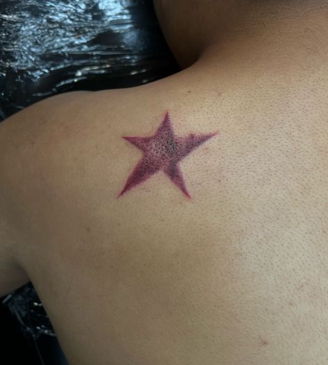 Just finished this star tattoo from #JojosBizarreAdventure Jo Star Tattoo, Joe Star Tattoo, Red Tattoo On Dark Skin, Joestar Birthmark Tattoo, Joestar Tattoo, Starter Tattoos, Joestar Birthmark, Birthmark Tattoo, Star Tattoo