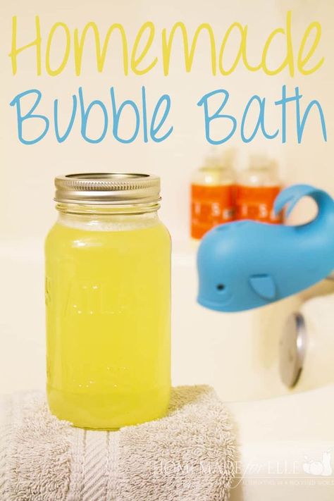 Homemade Bubble Bath ⋆ Homemade for Elle Homemade Bubble Bath, Diy Bubble Bath, Homemade Baby Gifts, Homemade Makeup Remover, Salad Homemade, Kids Bubble Bath, Baby Bubble Bath, Homemade Bubbles, Homemade Makeup