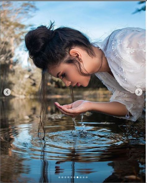 Lake Poses Picture Ideas, Lake Poses, Poses Picture Ideas, Cool Photo Effects, Lake Photoshoot, Instagram Creative Ideas, Water Photography, World Photography, Instagram Creative