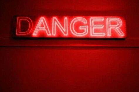 Danger Aesthetic, Foto Muro Collage, Red Aesthetic Grunge, Neon Quotes, Neon Words, I See Red, Red Neon, Red Pictures, Aesthetic Red