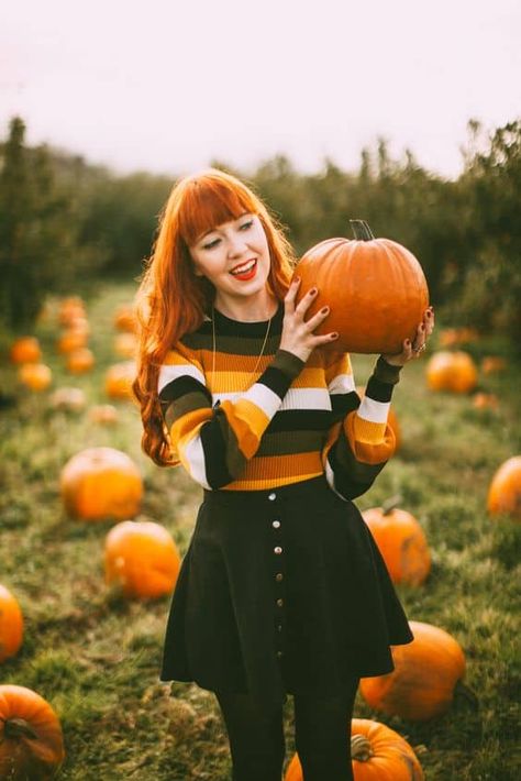 Halloween Inspired Outfits, Estilo Gossip Girl, Pumpkin Queen, Pumpkin Outfit, Halloween Tattoo, Quirky Fashion, Halloween Fashion, Look Vintage, Clothes Horse