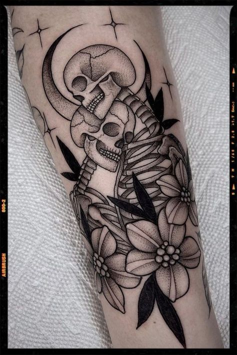 Eternal Lovers Tattoo, Skeleton Lovers Tattoo Design, Skeleton Embrace Tattoo, The Lovers Tarot Tattoo Design, Skeleton Lover Tattoo, Skeleton Lovers Tattoo Beautiful, Skeleton In Love Tattoo, Skeleton Wedding Tattoo, Lost Lover Tattoo