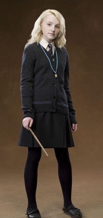 Luna Lovegood Luna Lovegood Pictures, Luna Lovegood Clothes, Luna Lovegood Outfits, Luna Lovegood Cosplay, Luna Lovegood Costume, Luna Cosplay, Ravenclaw Outfit, Gfx Resources, Harry Potter Luna Lovegood