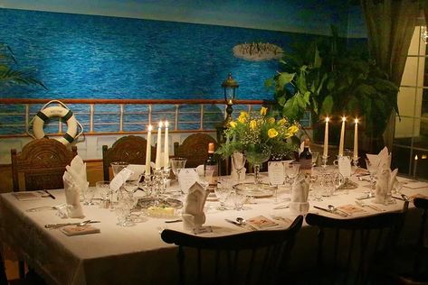 Titanic | murdermysterygames Memorial Party Ideas, Titanic Birthday, Cruise Ship Party, Titanic Party, Themed Dinner Party, Mystery Party Game, Titanic History, Themed Dinner, Mystery Games