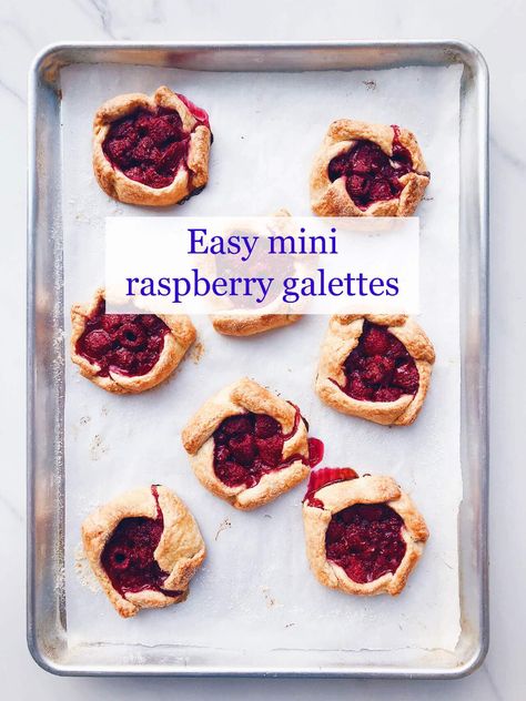 Raspberry Galette, Mini Snacks, Baking Pies, Red Currants, Berry Recipes, Pie Pie, Galette Recipe, Sweet Bites, Raspberry Pie