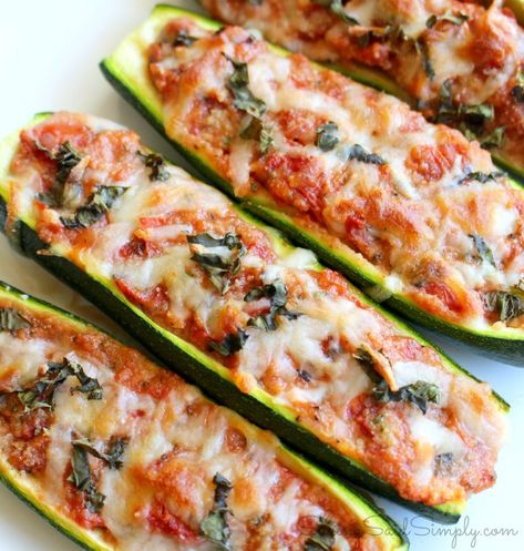 Vegetarian stuffed zucchini recipe Stuffed Zucchini Recipes, Stuffed Courgette, Gluten Free Italian Recipes, Low Fodmap Appetizers, Fodmap Meals, Low Fodmap Recipe, Ibs Friendly Food, Fod Map, Italian Zucchini