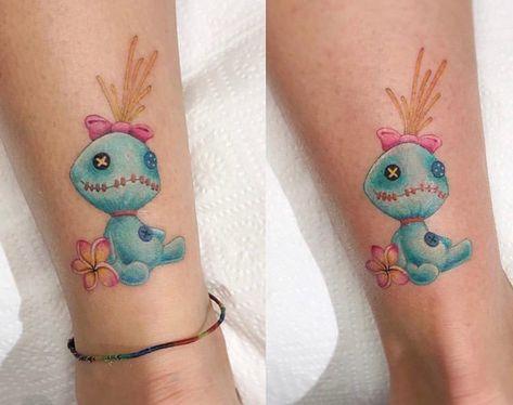 Scrump Tattoo Lilo And Stitch, Stitch And Scrump Tattoo, Scrump Tattoo, Scrump Lilo And Stitch, Disney Characters Tattoos, Book Inspired Tattoos, Lilo And Stitch Tattoo, Ohana Tattoo, Memorial Tattoo Designs