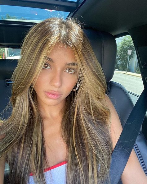 Yovanna Ventura 🇩🇴 en Instagram: “See you again 😇” Brown Hair Balayage, Blonde Hair Looks, Brown Blonde Hair, Hair Inspiration Color, Hair Inspo Color, Brunette Hair, Aesthetic Hair, Brunette Hair Color, Balayage Hair