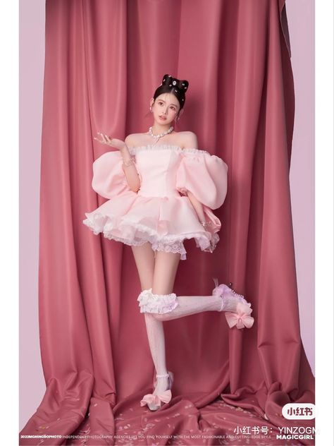 Coquette Outfit Photoshoot, Concept Photos Kpop Dr Pink, Pink Dress Poses, Coquette Photoshoot Ideas, Pose Reference Dress, Cupid Inspired Outfits, Kawaii Photoshoot, Pink Birthday Photoshoot, Coquette Photoshoot