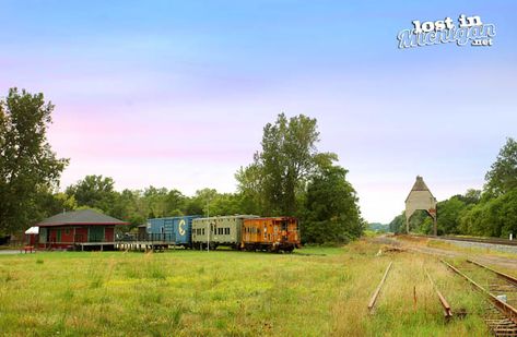 New Buffalo Coal Tower - Lost In Michigan Train Yard, New York Central Railroad, Southwest Michigan, Torch Lake, New Buffalo, Railroad Companies, Iron Mountain, Battle Creek, Train Depot