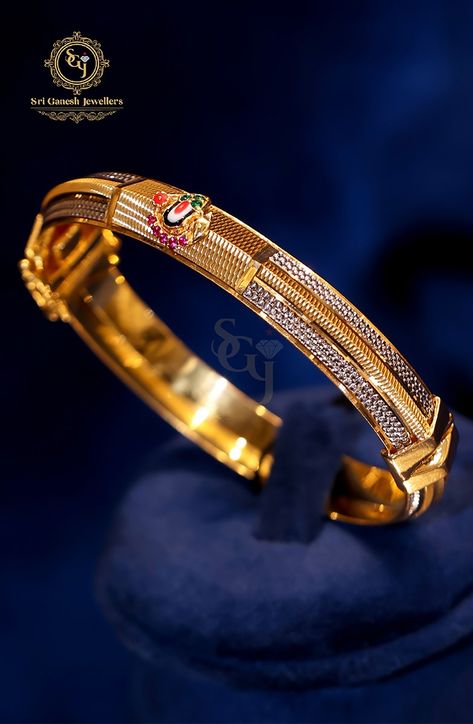 Men's Bracelet Kada Bracelet Gold For Men, Men’s Kada Gold Latest Indian, Kadiyam For Men Gold Latest, Kadiyam For Men Gold, Kada Designs Gold, Gold Bangle For Men, Gents Kada, Cnc Jewelry, Mens Bracelet Gold Jewelry