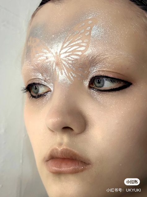 90s Grunge Makeup, Unconventional Makeup, Makeup Layout, Runway Makeup, Pinterest Makeup, Bold Makeup, Creative Makeup Looks, Festival Makeup, Photo Makeup