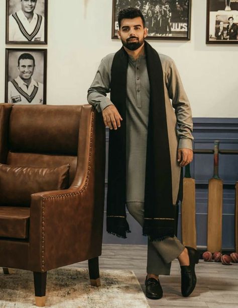 Shalwar Kurta Men, Men Shawl Pakistani, Men Shawl Style, Boys Dressing Style For Wedding, Kurta Pajama Men Punjabi, Cricket Dp, Kurta Shalwar For Men, Kurta Pajama Men Wedding, Pakistani Mens Shalwar Kameez