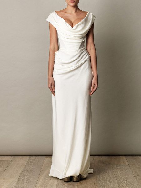 Vivienne Westwood Gold Label Cocotte Georgette Drape Dress in White (ivory) - Lyst Vivienne Westwood Bridal, Vivienne Westwood Wedding, Cowgirl Boots Wedding, Sukienki Maksi, Wedding Gown Simple, Perfect Wedding Shoes, Wedding Shoes Comfortable, Bridesmaid Gowns, Wedding Dress Chiffon