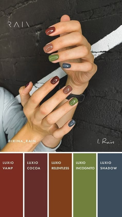 Accent Nail Color Combos, California Nail Colors, Muted Multicolor Nails, Fall Color Nail Designs 2023, Glossy Fall Nails, Short Oval Nail Designs Fall, Short Sns Nails Designs Fall, Fall Skittles Nails, Autumn Nails Multi Color