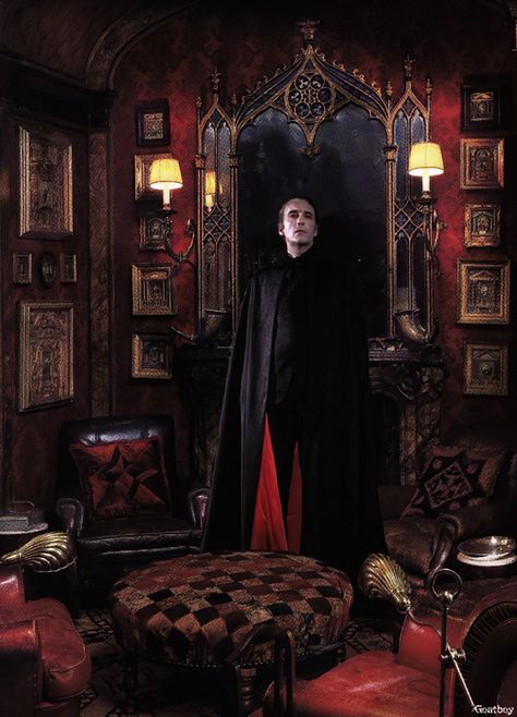 Christopher Lee Dracula Art, Christopher Lee Dracula, Christopher Lee, Bram Stoker, Horror Characters, Dracula, Bending, Darth Vader, Fictional Characters