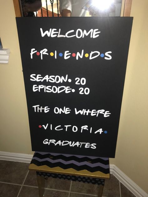 The One Where She Graduates, Fresher Party Theme Ideas, Farewell Party Ideas School Decoration, School Farewell Theme Ideas, Graduation Party Ideas For Boys Senior, Friends Graduation Party Theme, Friends Themed Graduation Party, College Grad Party Ideas, The One Where They Graduate