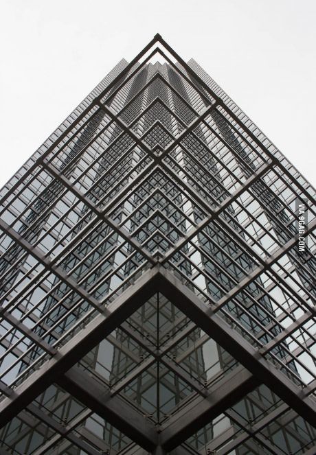 I took a perfectly symmetrical picture of a skyscraper in Dallas. Symmetry Photography, Black And White Building, Building Photography, Geometric Architecture, Area Codes, Principles Of Design, Structure Architecture, Space Architecture, Brutalism