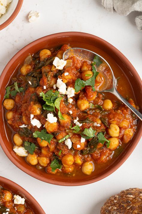 Stewed Chickpeas, Moroccan Chickpea Stew, Moroccan Stew, Bowl Of Rice, Chickpea Stew, Vegetarian Recipe, Vegetable Puree, Moroccan Food, Canned Chickpeas