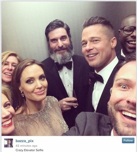 FABULOUS PEOPLE Brad And Angie, Elevator Selfie, Brad And Angelina, Brad Pitt And Angelina Jolie, Architecture Books, Photo Awards, Channing Tatum, Grand Tour, Group Photos