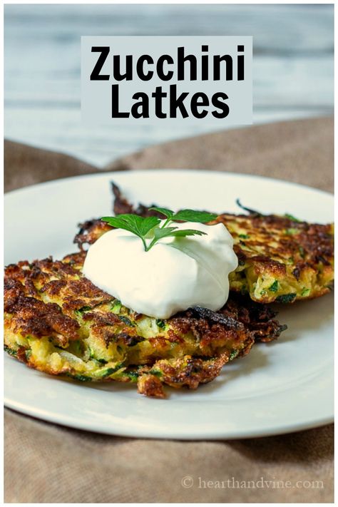 Zucchini latkes a delicious and easy to make. A great side or appetizer for any meal. Zucchini Pancake, Zucchini Latkes, Hors Devours, Potato Pancake, Zucchini Pancakes, Chocolate Zucchini Bread, Recipes For Entertaining, Healthy Zucchini, Recipe For Dinner