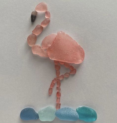 Seaglass Seaglass Seahorse, Flamingo Sea Glass Art, Seaglass Octopus, Sea Glass Flamingo, Flamingo Glass Art, Seashell Flamingo, Seaglass Crafts, Seaglass Art Ideas, Seaglass Art