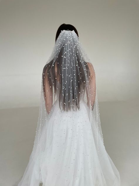 Pearl Edge Veil, Veil With Pearls, Simple Wedding Veil, Ivory Wedding Veils, Tulle Wedding Veil, Beaded Veils, Floral Veil, Layered Veil, Fingertip Veil